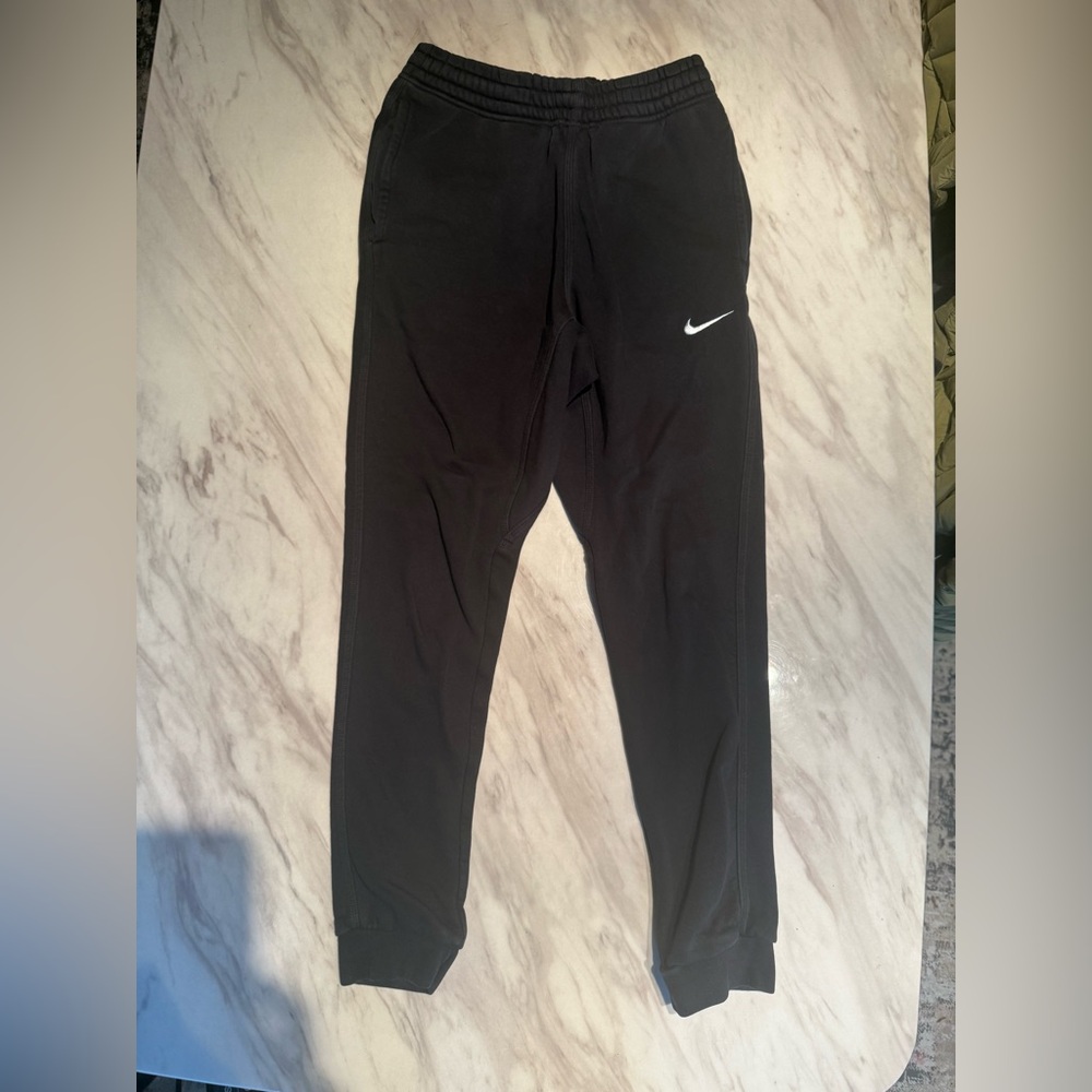 Nike Jogger Sweatpants Men’s Size Small Black Sportswear